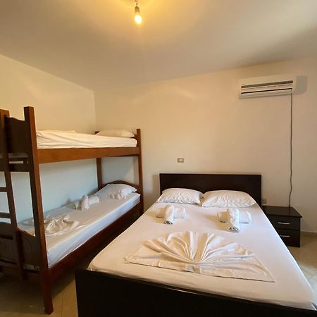 Melita Apartments 卡萨米尔 外观 照片