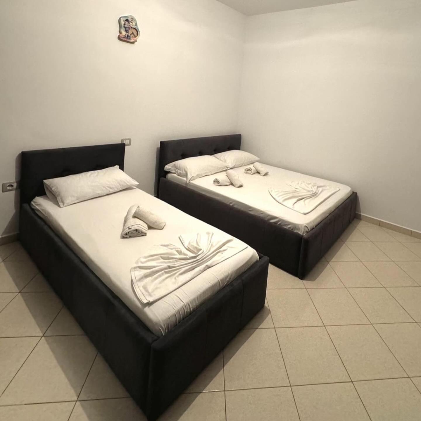 Melita Apartments 卡萨米尔 外观 照片