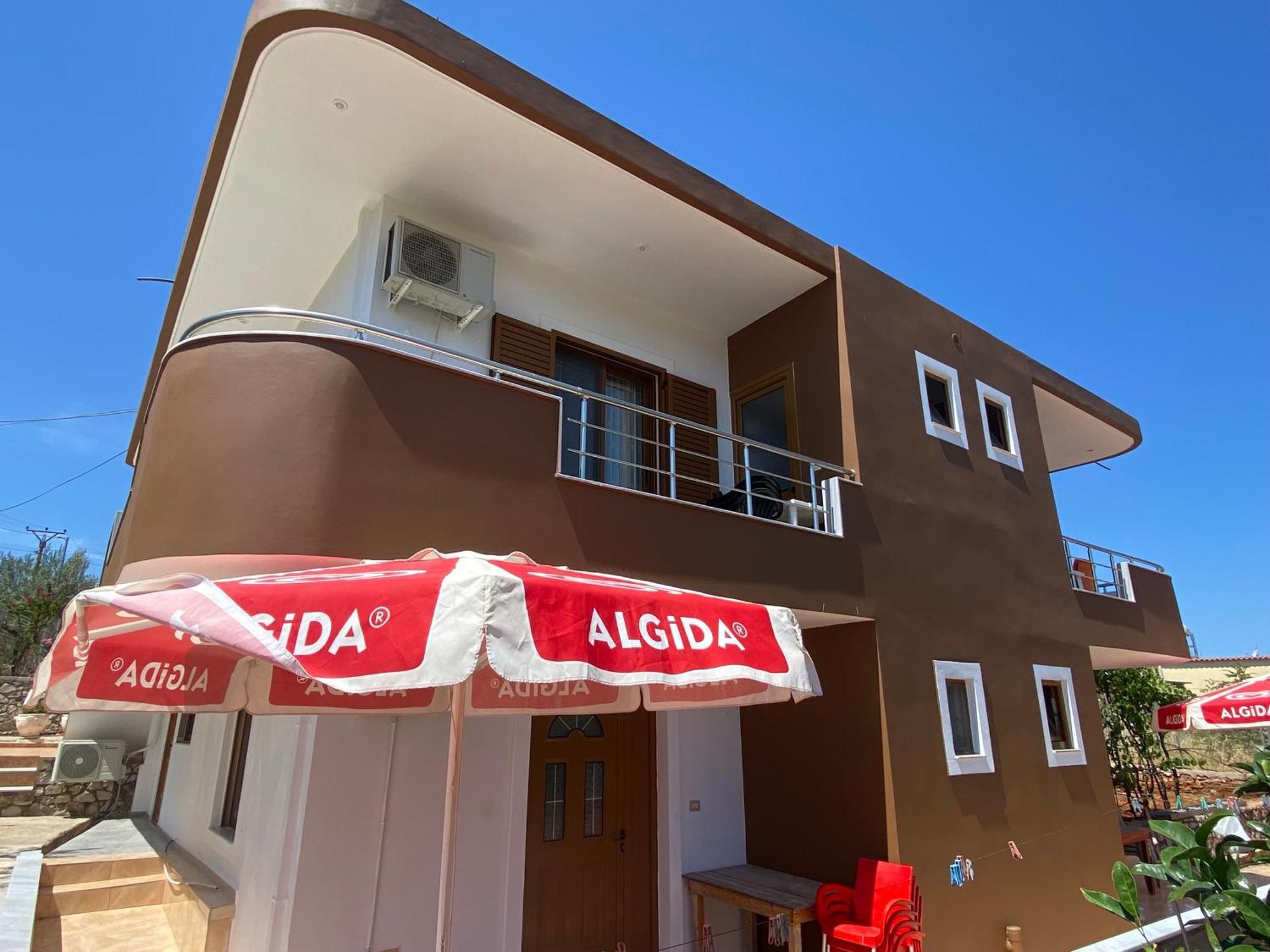 Melita Apartments 卡萨米尔 外观 照片